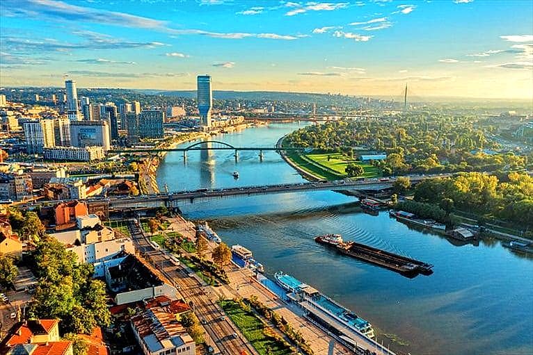 Uçaklı Büyük Balkan Turu