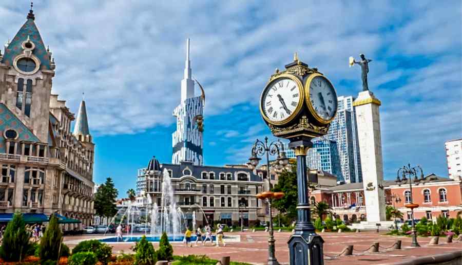 Uçaklı Butik Batum ve Ayder Yaylası Turu (2 Gece Batum Konaklamalı)