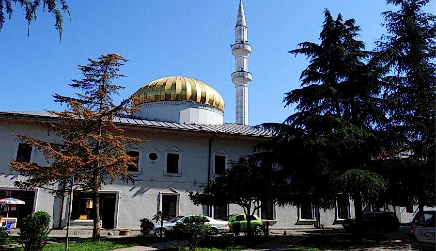 Uçaklı Butik Batum ve Ayder Yaylası Turu (2 Gece Batum Konaklamalı)