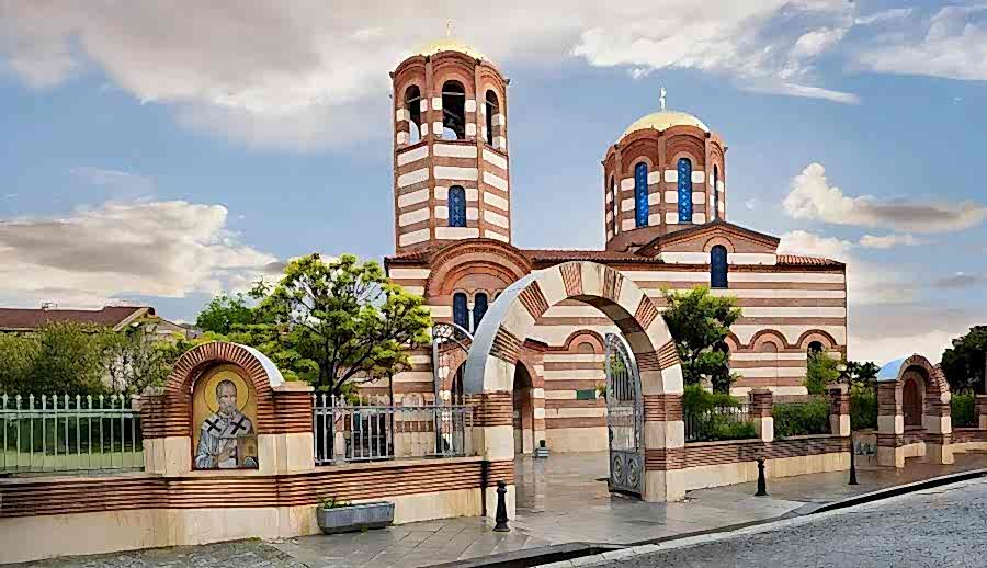 Uçaklı Butik Batum ve Ayder Yaylası Turu (2 Gece Batum Konaklamalı)