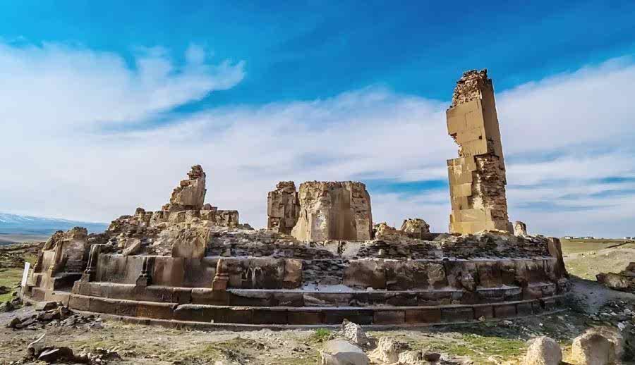 Uçaklı Kafkas Üçgeni Doğu Ekspresi Van Nahçıvan Kars Turu ( Uçakla Gidiş Dönüş )